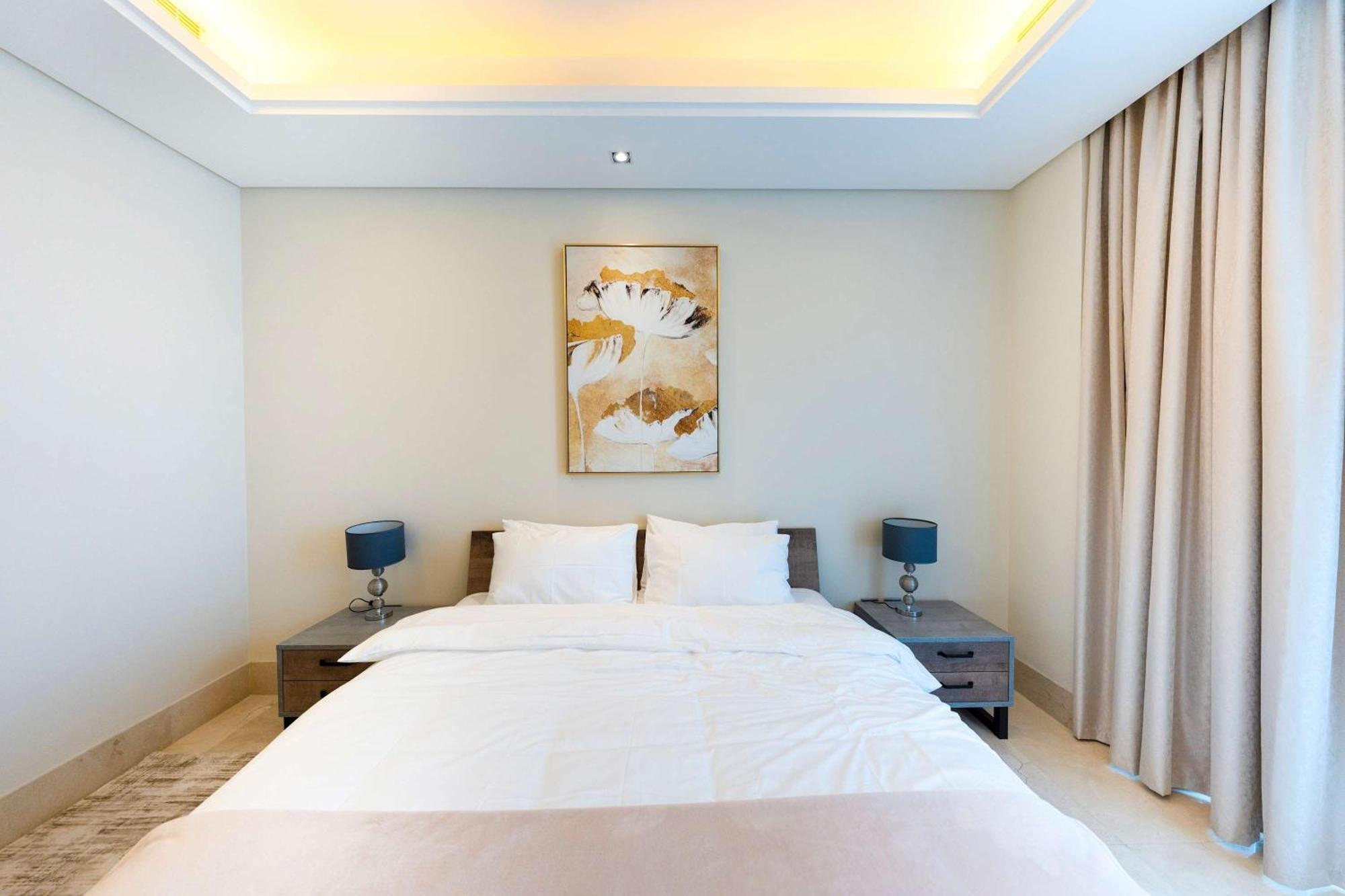 Spacious Beachfront 2 Bedroom Apartment - The 8 Dubaj Exteriér fotografie