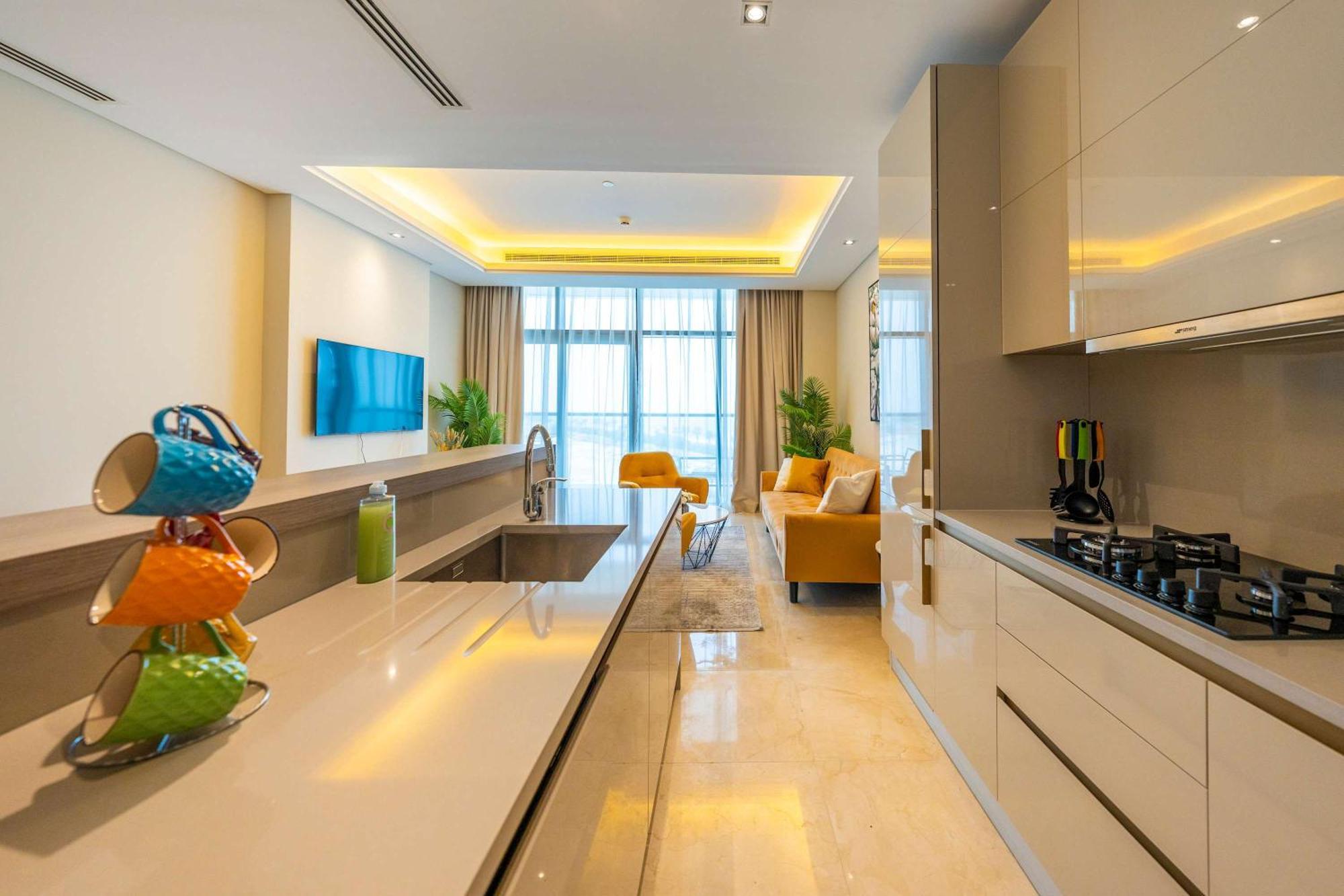 Spacious Beachfront 2 Bedroom Apartment - The 8 Dubaj Exteriér fotografie